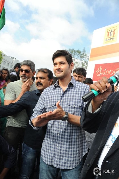 Srimanthudu-Movie-Team-at-HBC-Chak-De-India-Ride